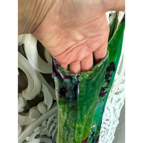 Meredith Burns Velvet Slip Dress - Picture 5 of 9